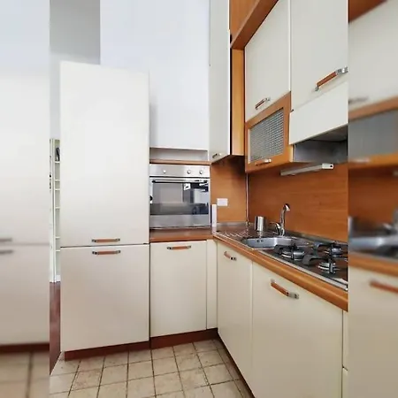 Porta Romana District Апартаменты *